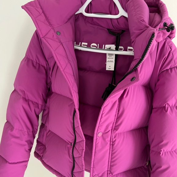 Aritzia Jackets & Blazers - BNWT Aritzia Super Puff Shorty